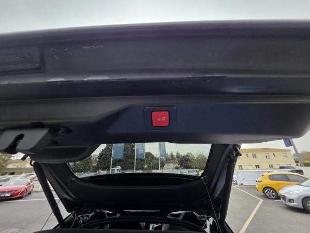 Peugeot 3008 image 2