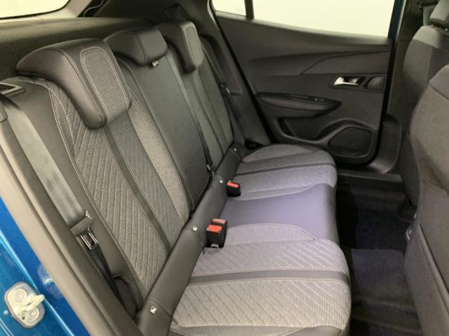 Peugeot 2008 image 9