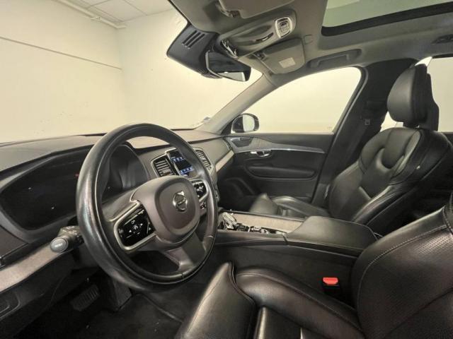 Volvo Xc90 image 9