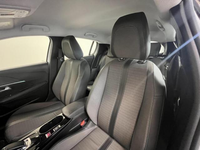 Peugeot 208 image 1