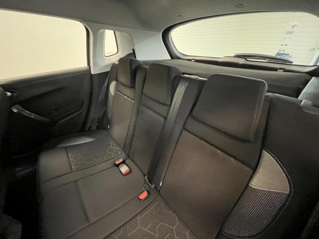 Peugeot 2008 image 9