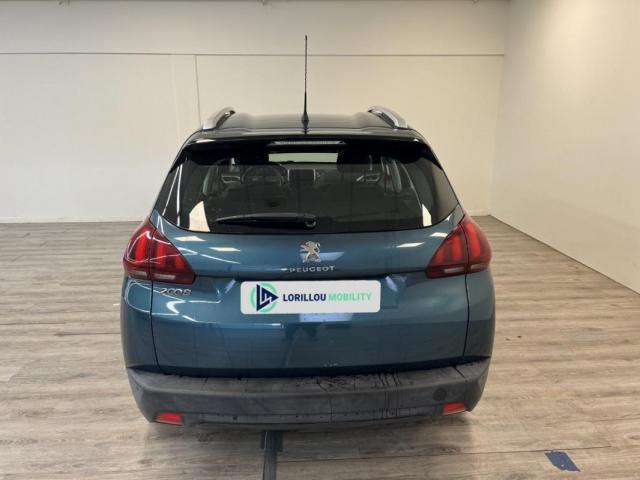 Peugeot 2008 image 1