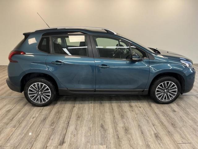 Peugeot 2008 image 2