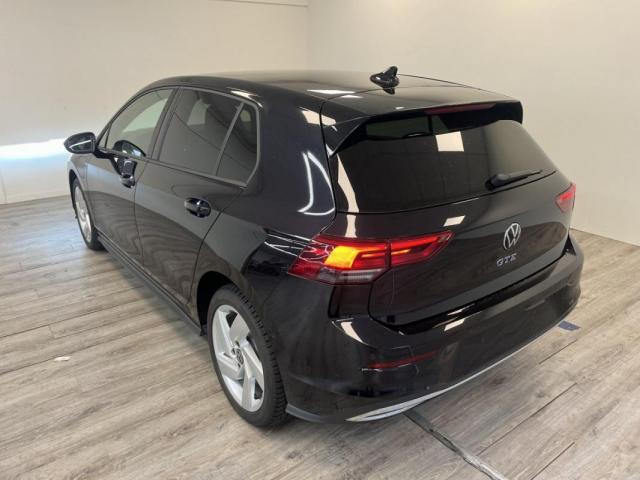 Volkswagen Golf image 6