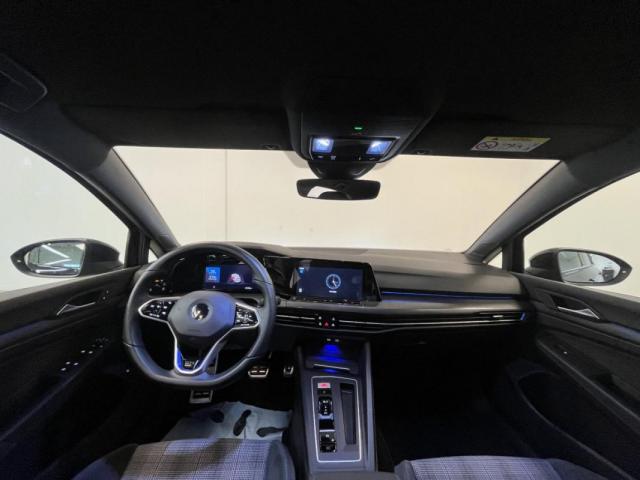 Volkswagen Golf image 8