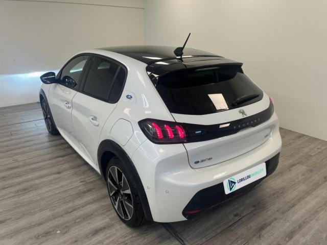 Peugeot E-208 image 6