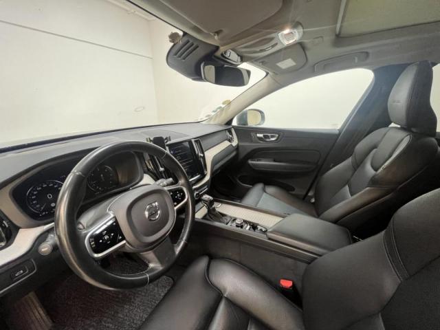 Volvo Xc60 image 9