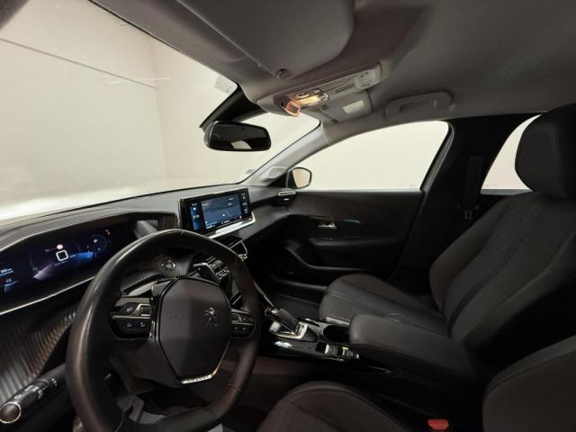 Peugeot 208 image 5