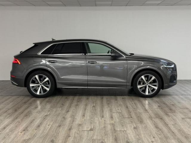Audi Q8 image 1