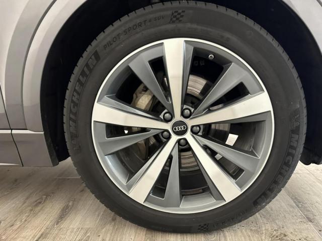 Audi Q8 image 9