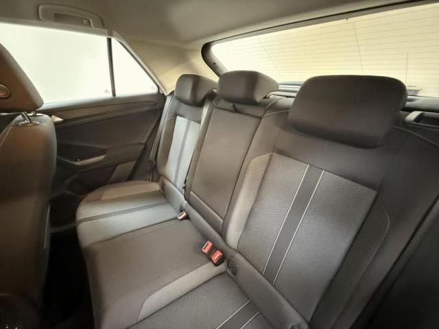Volkswagen T-Roc image 5