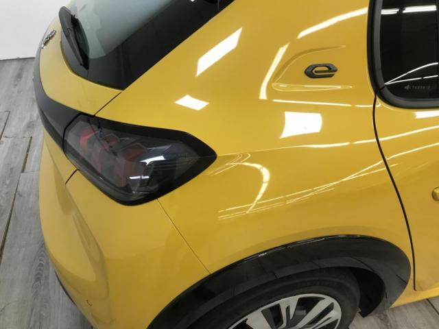 Peugeot E-208 image 7