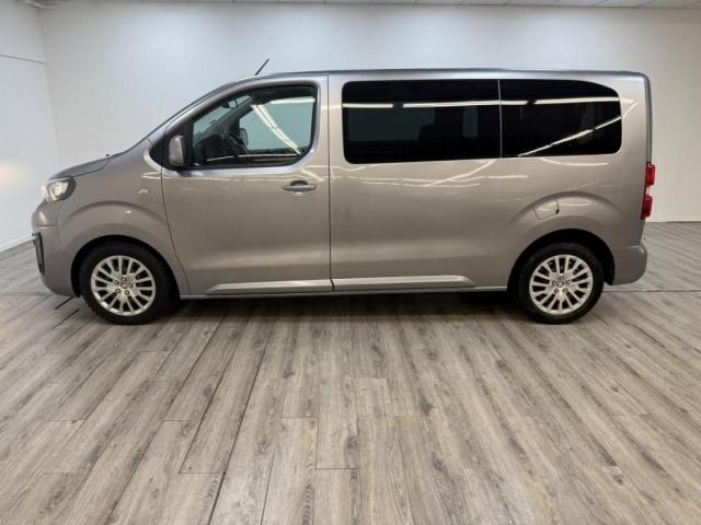 Peugeot Traveller image 2