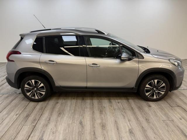 Peugeot 2008 image 4