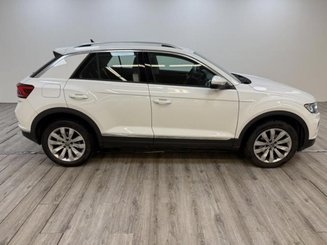 Volkswagen T-Roc image 8