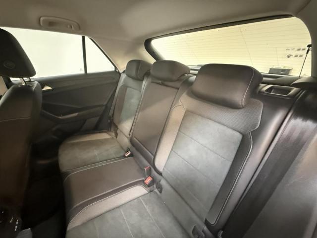 Volkswagen T-Roc image 8