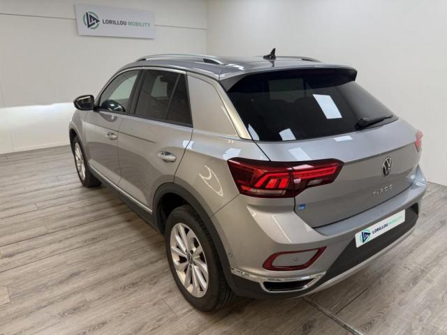 Volkswagen T-Roc image 2