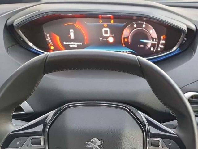Peugeot 5008 image 3