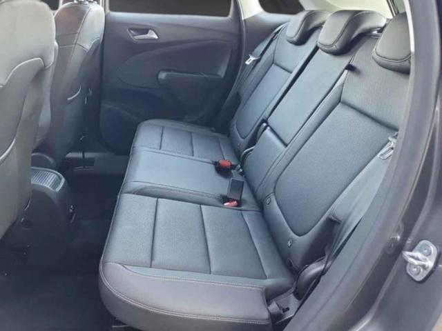 Opel Crossland image 1