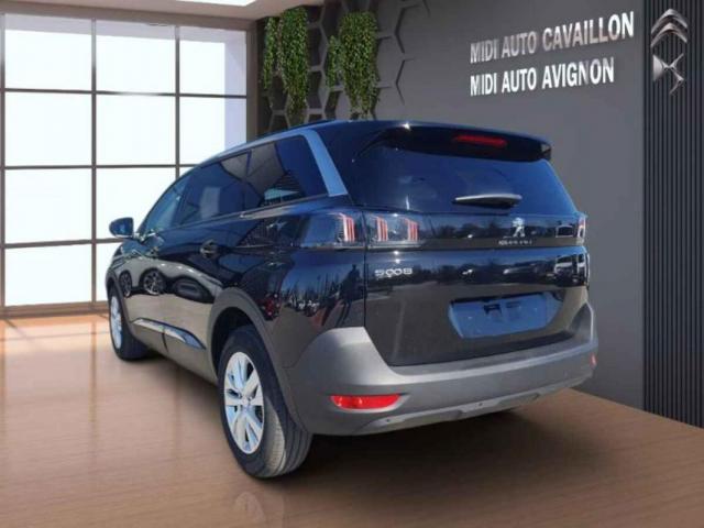 Peugeot 5008 image 9