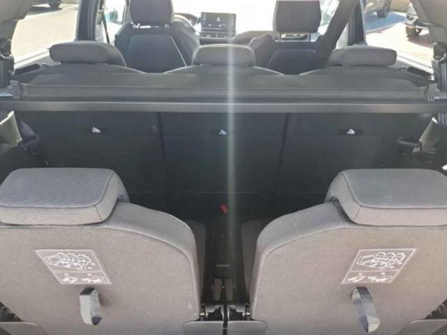 Peugeot 5008 image 5