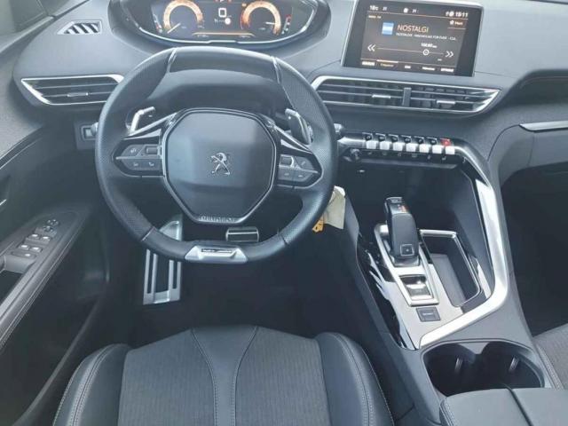 Peugeot 3008 image 1