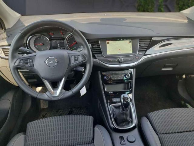 Opel Astra image 4