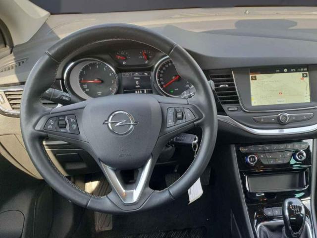 Opel Astra image 1