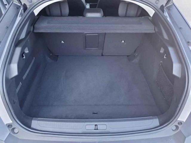 Peugeot 408 image 2