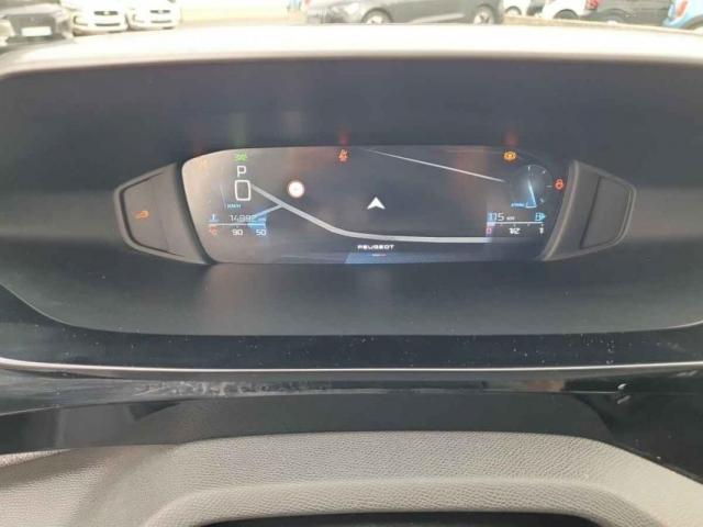 Peugeot 308 image 2