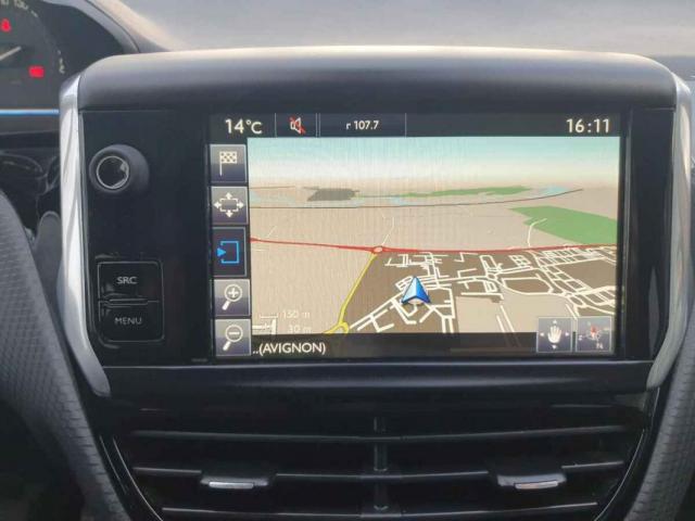 Peugeot 2008 image 6