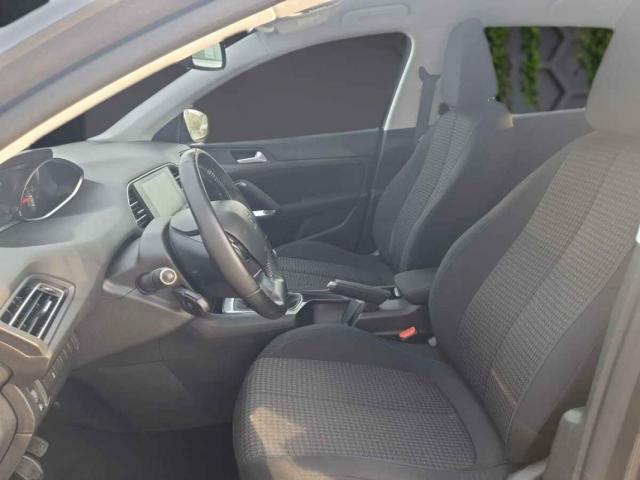 Peugeot 308 image 6
