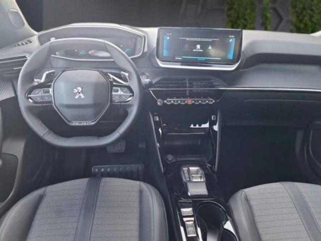 Peugeot 2008 image 5