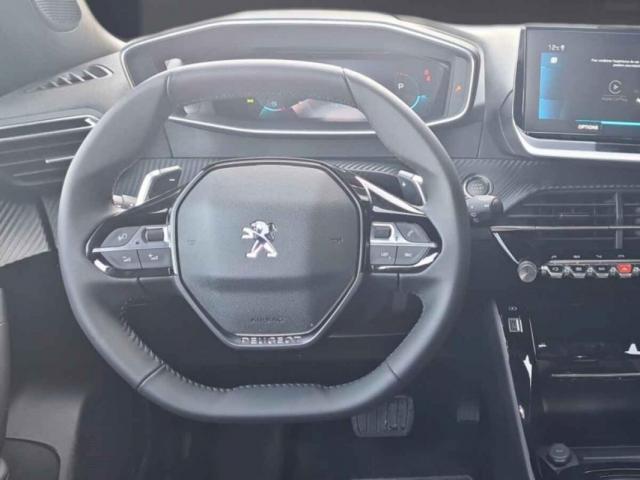 Peugeot 2008 image 9