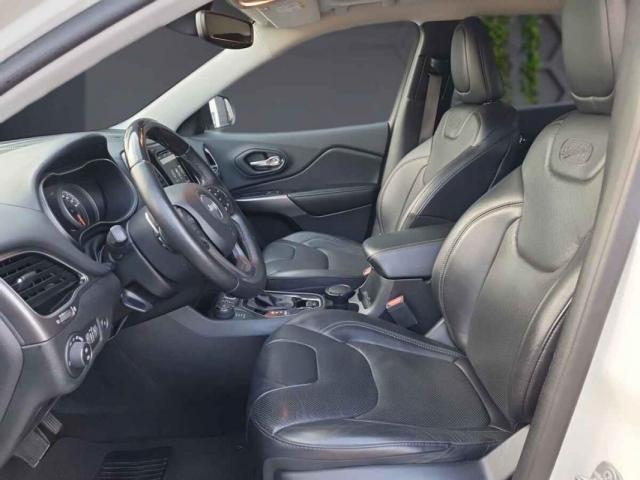 Jeep Cherokee image 1