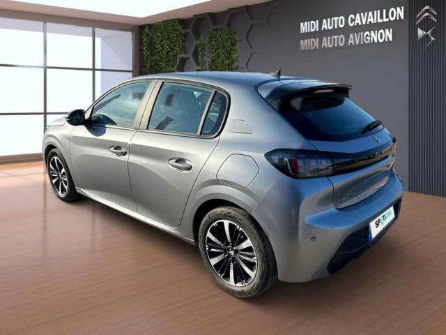 Peugeot 208 image 9