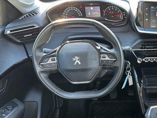 Peugeot 208 image 4