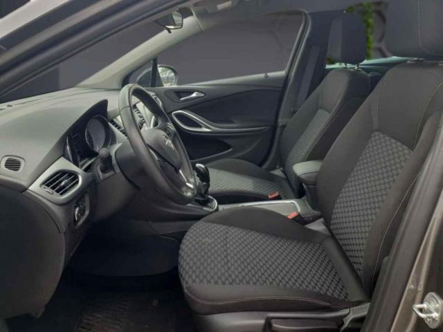Opel Astra image 6