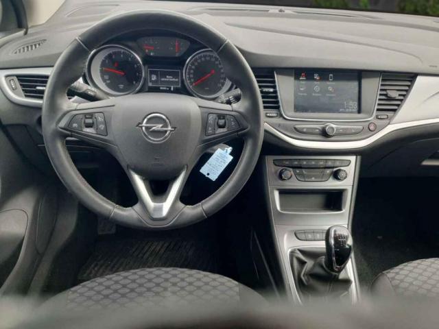 Opel Astra image 7