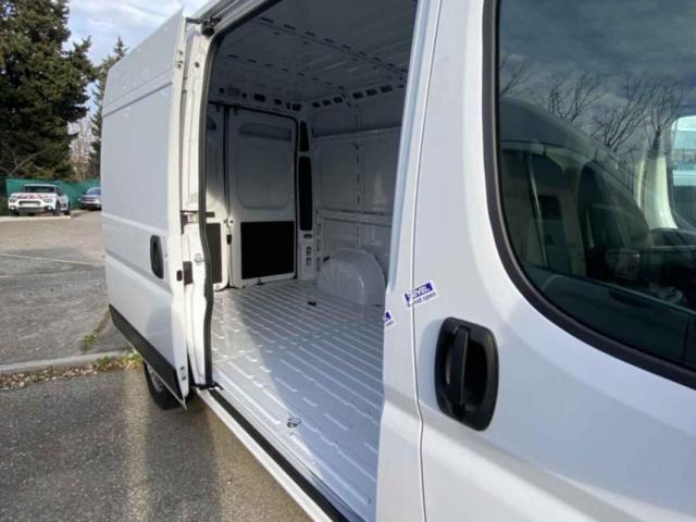 Opel Movano image 9