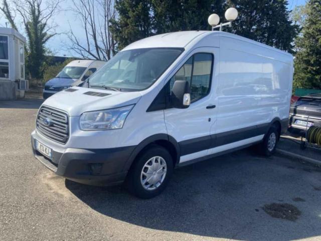 Ford Transit image 4