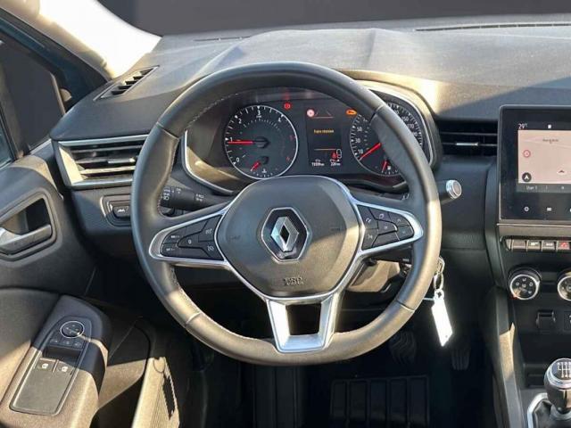 Renault Clio image 2