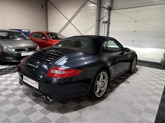 Porsche 911 image 8