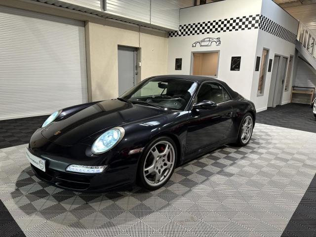 Porsche 911 image 9