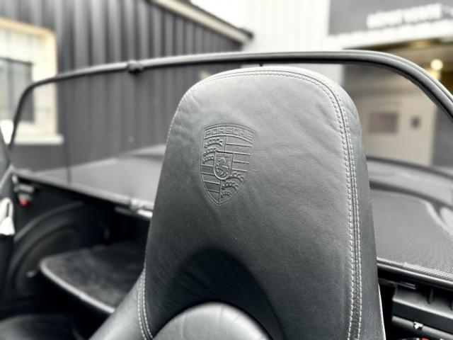 Porsche 911 image 3