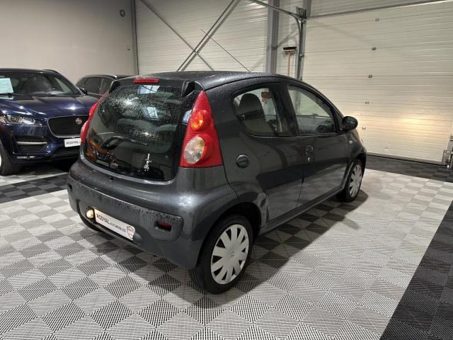 Peugeot 107 image 9