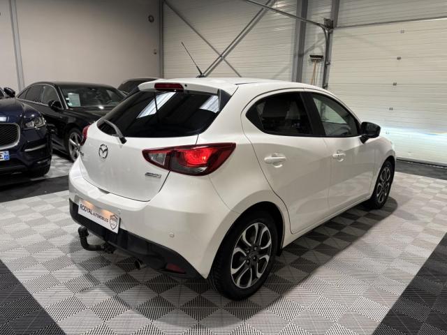 Mazda 2 image 1