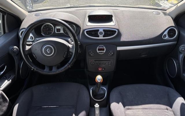 Renault Clio image 1