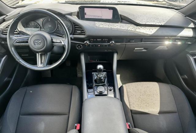 Mazda 3 image 3