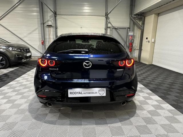 Mazda 3 image 9